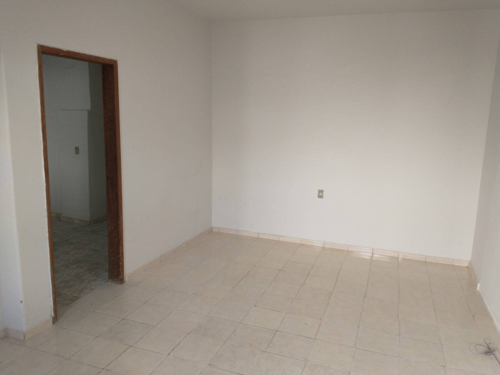 Casa para alugar com 2 quartos, 90m² - Foto 3