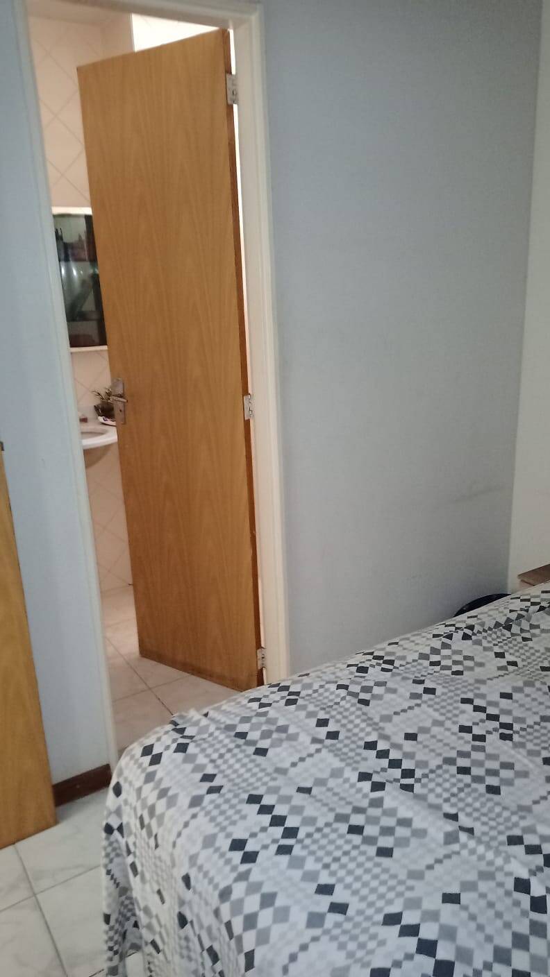 Apartamento à venda com 3 quartos, 90m² - Foto 3