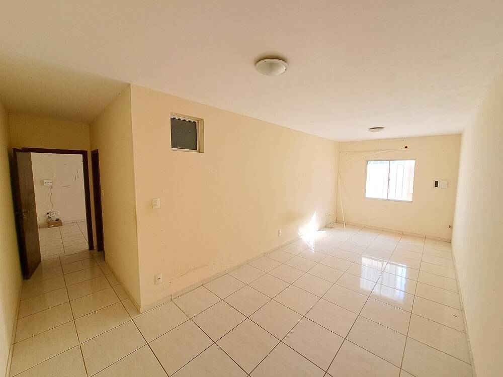 Casa para alugar com 3 quartos, 110m² - Foto 11