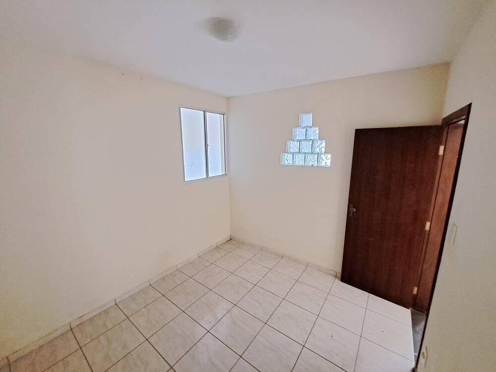 Casa para alugar com 3 quartos, 110m² - Foto 12