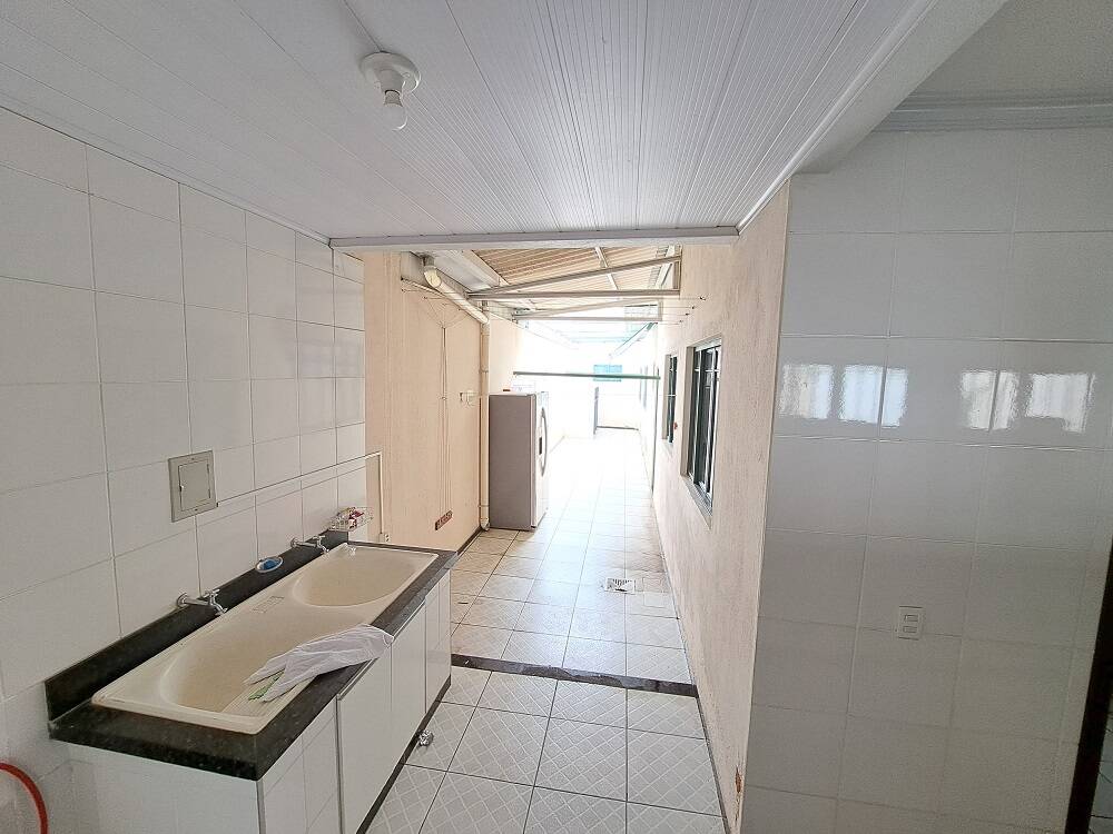 Apartamento à venda com 4 quartos, 200m² - Foto 15