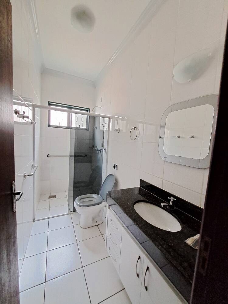 Apartamento à venda com 4 quartos, 200m² - Foto 17