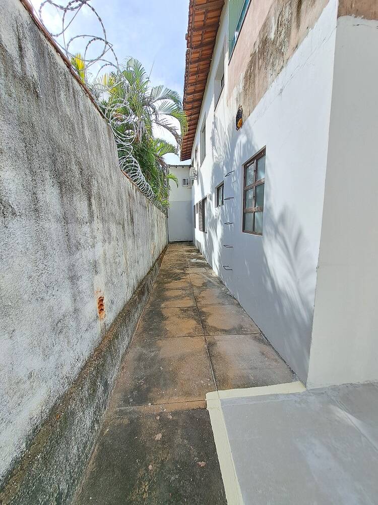 Casa para alugar com 3 quartos, 200m² - Foto 14